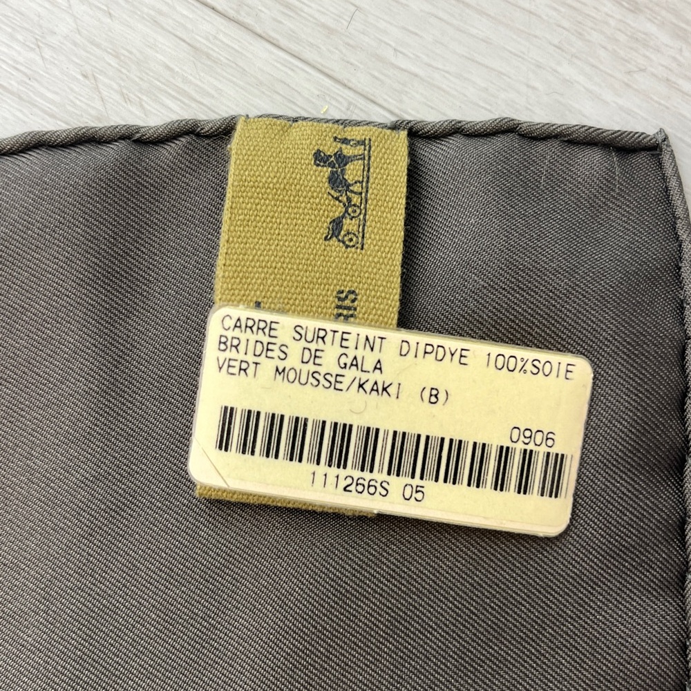 Hermes Silk Scarf NWT - Picture 2 of 4